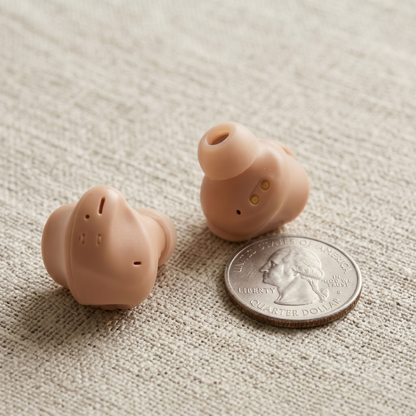 Pryxo "Invisible" noise-canceling hearing aids